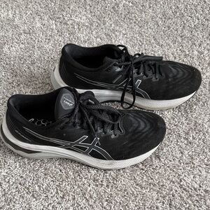 ASICS GT-2000 11 - Women’s Black and White Athletic Shoes